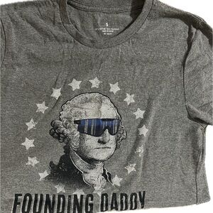 Gray Graphic T-Shirt with Founding Daddy Print